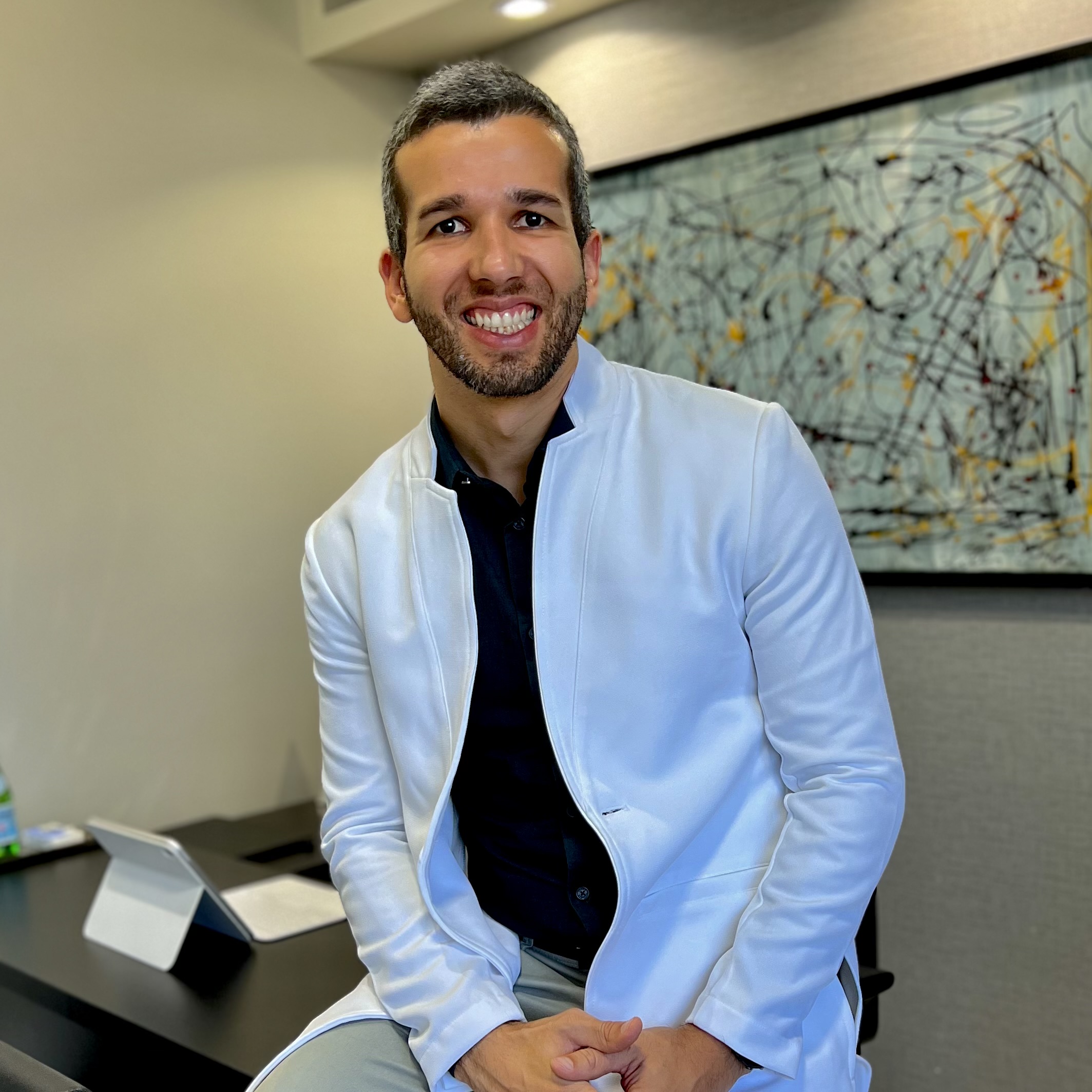 Dr. Nome do Médico, cuidado em dor crônica